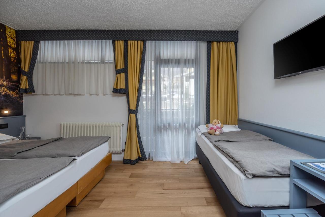 Pippo Hotel Terzolas Luaran gambar