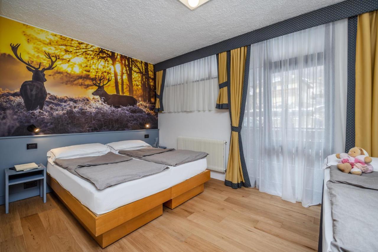 Pippo Hotel Terzolas Luaran gambar